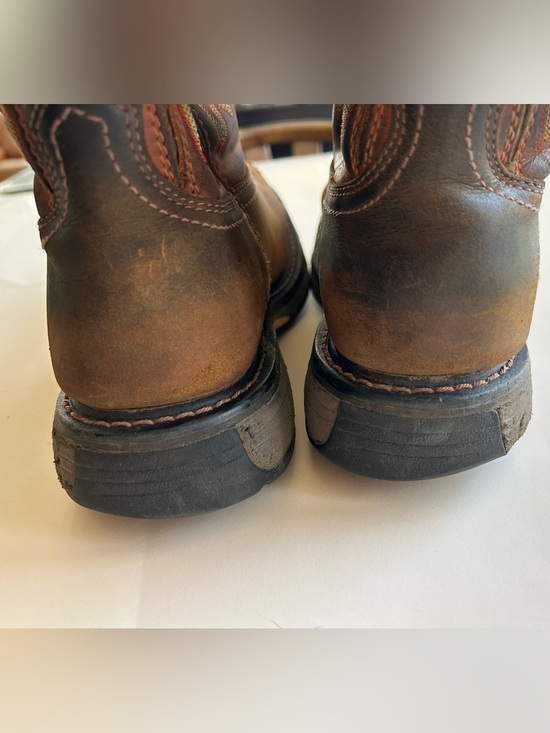 Ariat Brown Leather Western Boots with Dark Fabric Lining size 9.5 main image 5